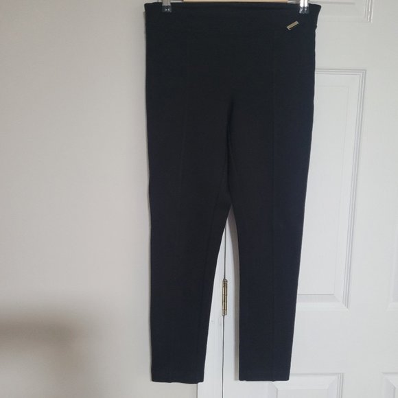 Calvin Klein Pants - Black skinny Calvin Klein Woman Pants